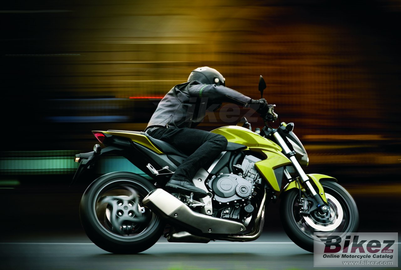 Big Honda cb 1000 r picture and wallpaper from Bikez.com